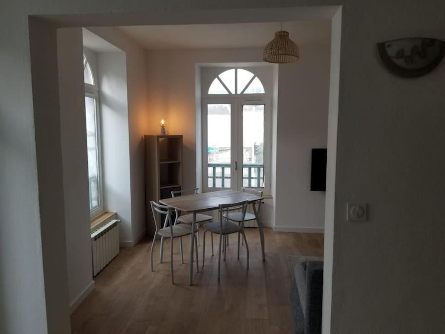 Appartement Cosy Entierement Renove Bagneres-de-Bigorre Bagian luar foto